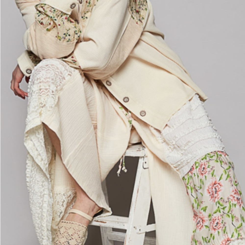 POL Floral & Waffle Knit Mixed Media Shacket ~ Perfect for Layering Year Round - Picture 13 of 16